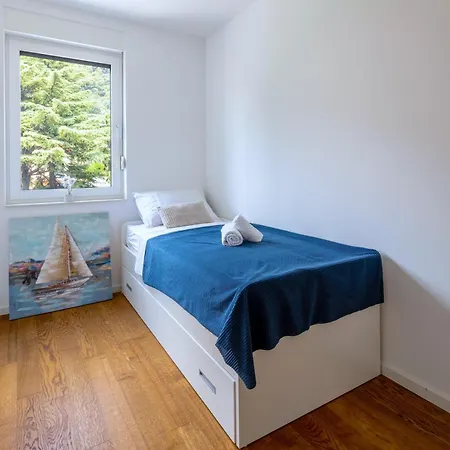 아파트 Luxury Penthouse Near Kasjuni Centre 스플리트