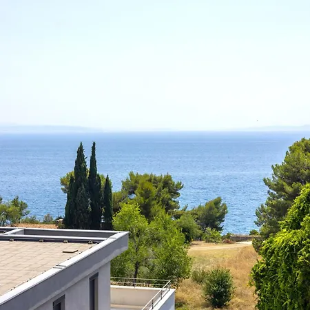 Apartmán Luxury Penthouse Near Kasjuni Centre